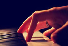 逆转胜布伦特福德 炮兵升至英超积分榜次席.